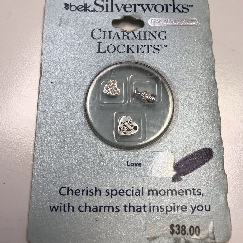 Charming Lockets 28$